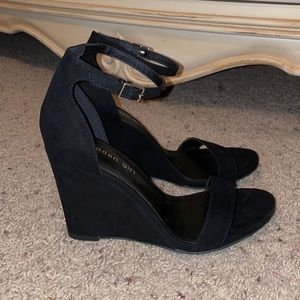Black Madden Girl Wedges